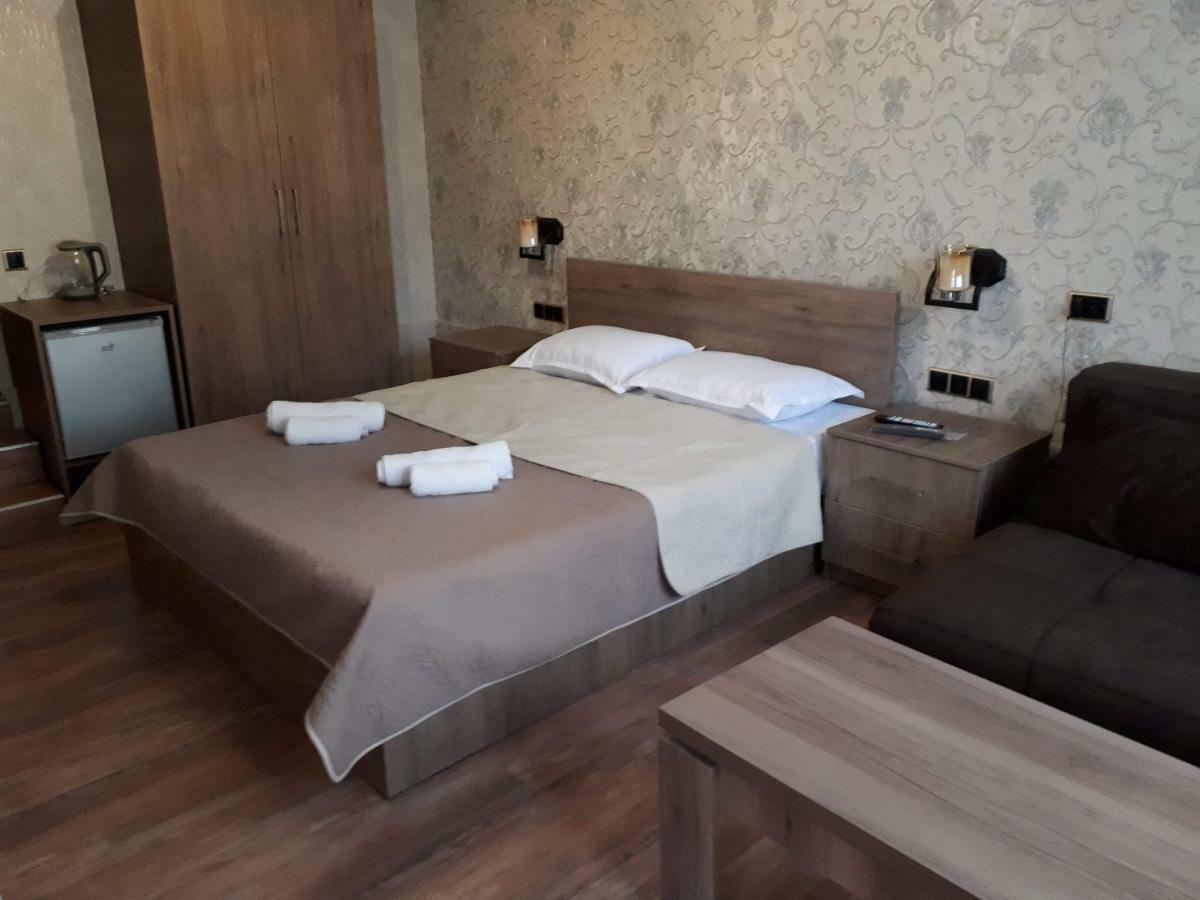 House Lia Hotell Borjomi Exteriör bild