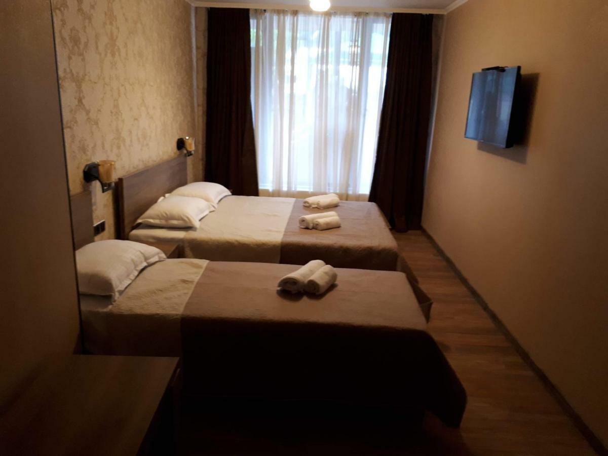 House Lia Hotell Borjomi Exteriör bild